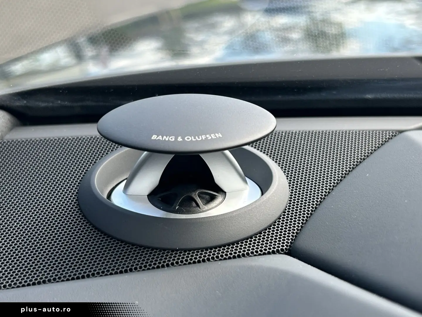 AUDI A8 L 60 TFSI quattro S-LINE NAVI-PLUS MATRIX HUD