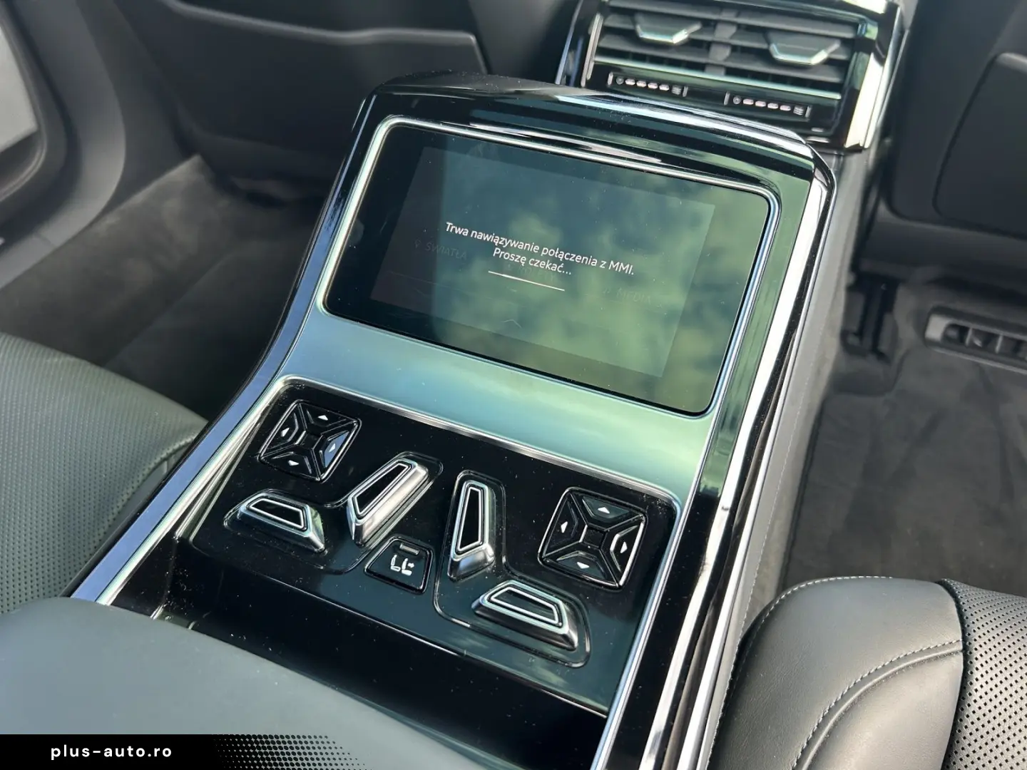 AUDI A8 L 60 TFSI quattro S-LINE NAVI-PLUS MATRIX HUD