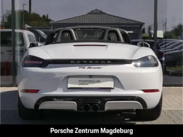 PORSCHE Boxster 718 Style Edition CONNECT PDLS