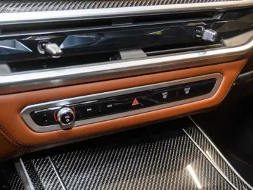 BMW X7 M60i AHK Leder HUD RFK e-Sitze Klimasitze LED