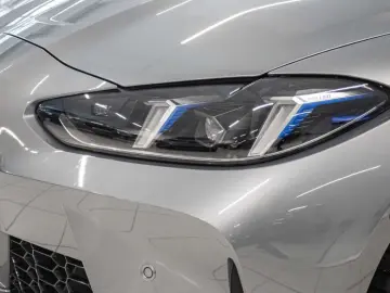 BMW M3 xDrive Touring Competition M xDr Park-Assiste