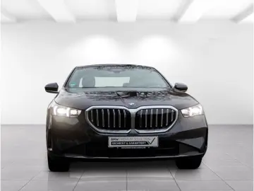 BMW 520 i AHK Navi HUD LED 360Kamera Leder LenkradHZ