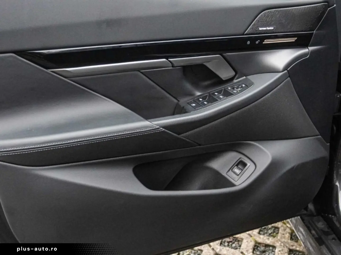 BMW 520 i AHK Navi HUD LED 360Kamera Leder LenkradHZ