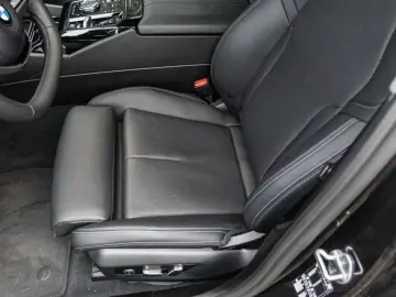 BMW 520 i AHK Navi HUD LED 360Kamera Leder LenkradHZ