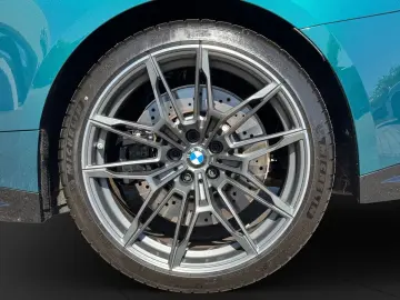 BMW M4 Competition Coupé M Drivers pack