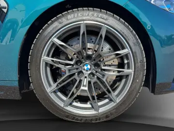 BMW M4 Competition Coupé M Drivers pack