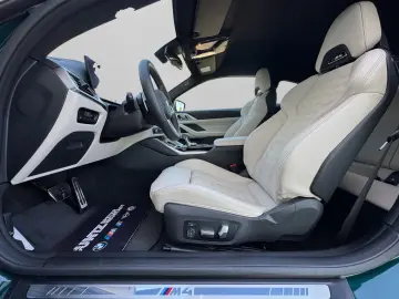BMW M4 Competition Coupé M Drivers pack