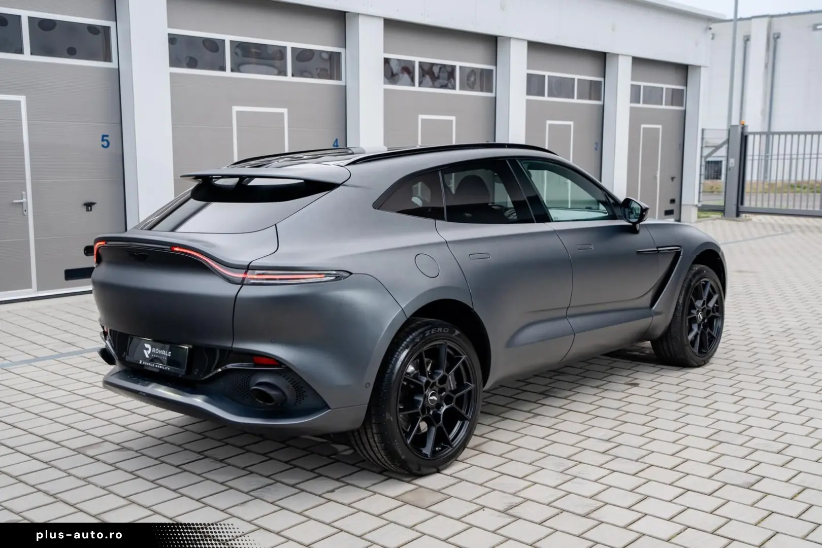 ASTON MARTIN DBX   Q by Aston   Satin Xenon Grey