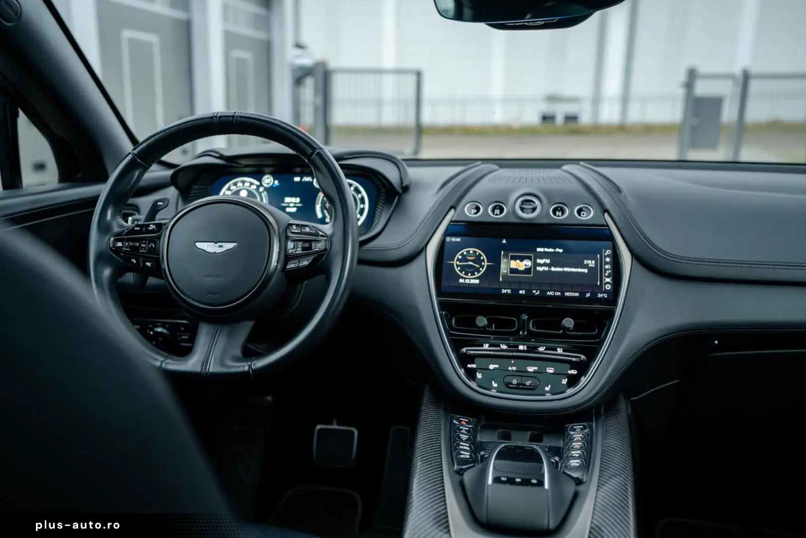 ASTON MARTIN DBX   Q by Aston   Satin Xenon Grey