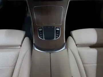 MERCEDES-BENZ GLC 200 4Matic 9G Navi Sthzg Leder