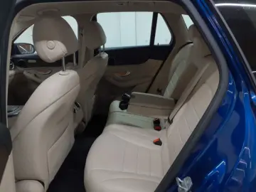 MERCEDES-BENZ GLC 200 4Matic 9G Navi Sthzg Leder