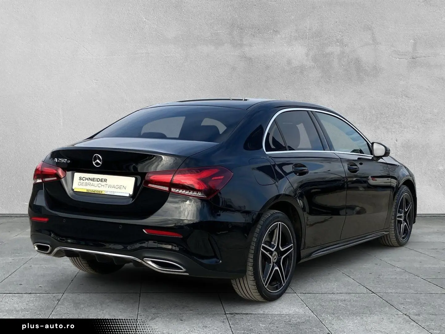 MERCEDES-BENZ A 250 E AMG LINE DCT  LED NAVI TEMPOMAT KAMERA