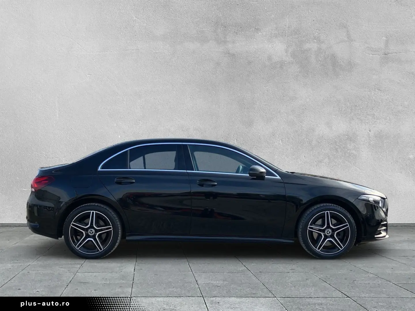 MERCEDES-BENZ A 250 E AMG LINE DCT  LED NAVI TEMPOMAT KAMERA