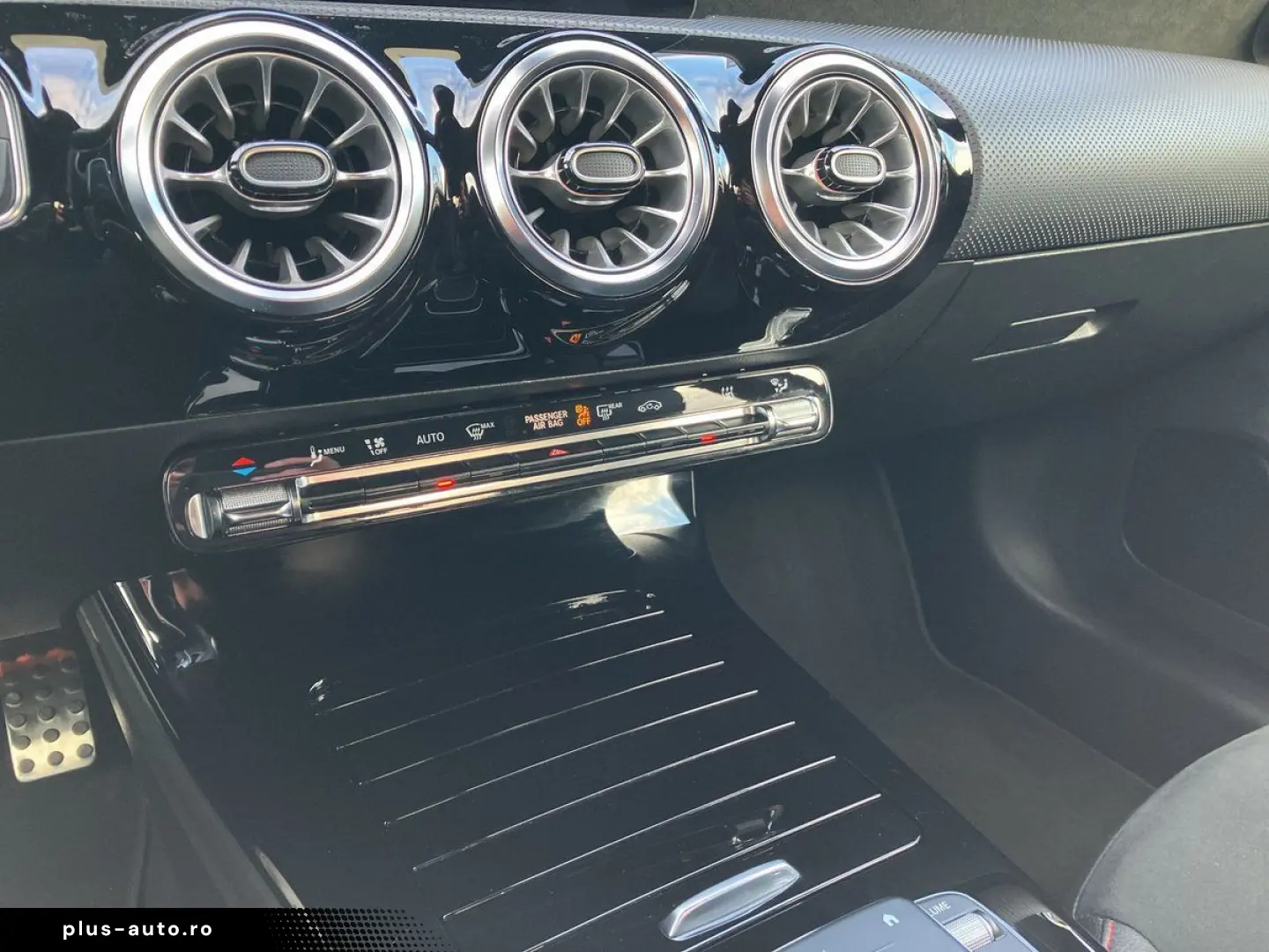 MERCEDES-BENZ A 250 E AMG LINE DCT  LED NAVI TEMPOMAT KAMERA