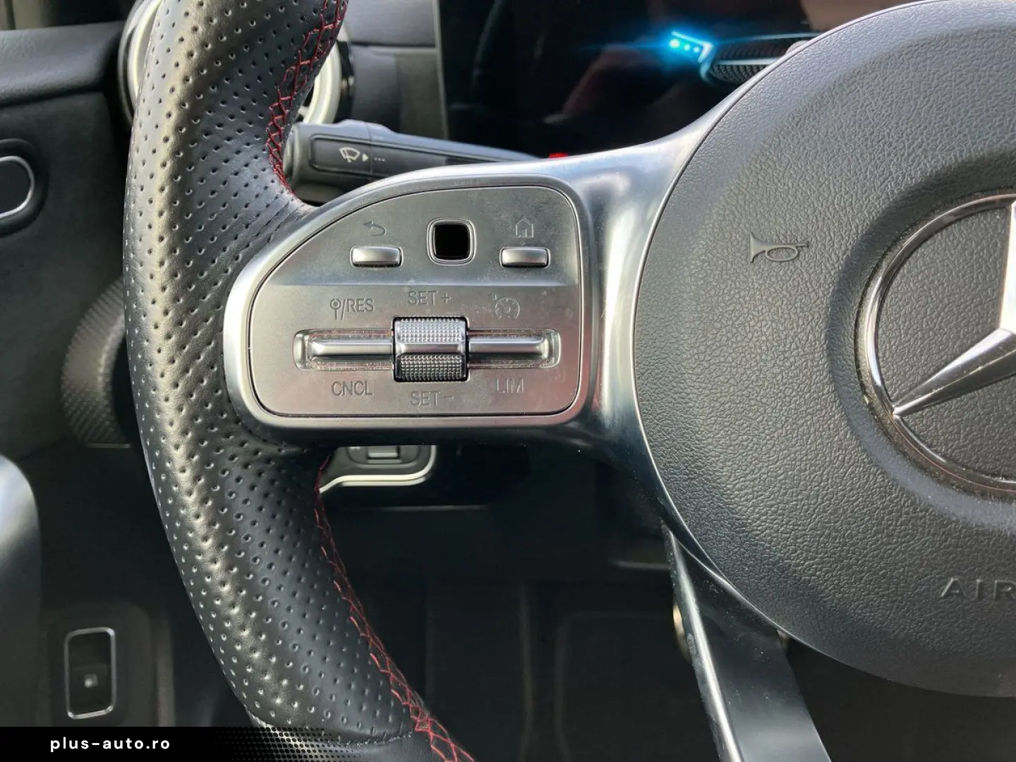 MERCEDES-BENZ A 250 E AMG LINE DCT  LED NAVI TEMPOMAT KAMERA