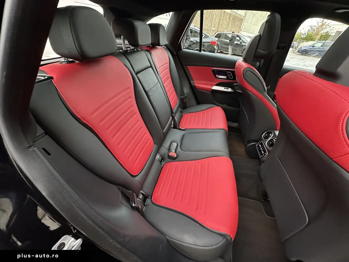 MERCEDES-BENZ GLC 300 4Matic 9G-TRONIC AMG Line Advanced