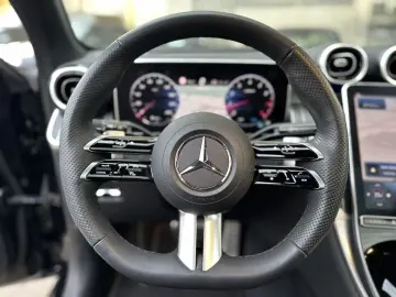 MERCEDES-BENZ GLC 300 4Matic 9G-TRONIC AMG Line Advanced