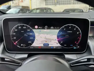 MERCEDES-BENZ GLC 300 4Matic 9G-TRONIC AMG Line Advanced