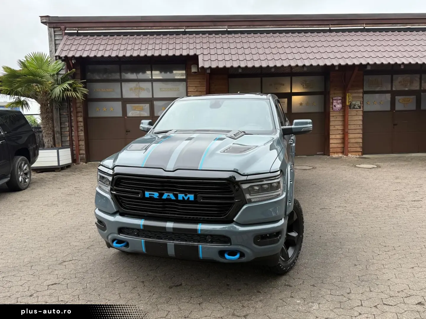 DODGE EU-RAM V8 4X4 PANO 12 RADIO LIFT OFFROAD BÜGEL