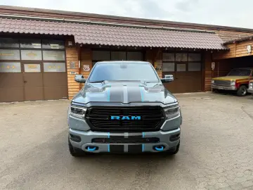 DODGE EU-RAM V8 4X4 PANO 12 RADIO LIFT OFFROAD BÜGEL
