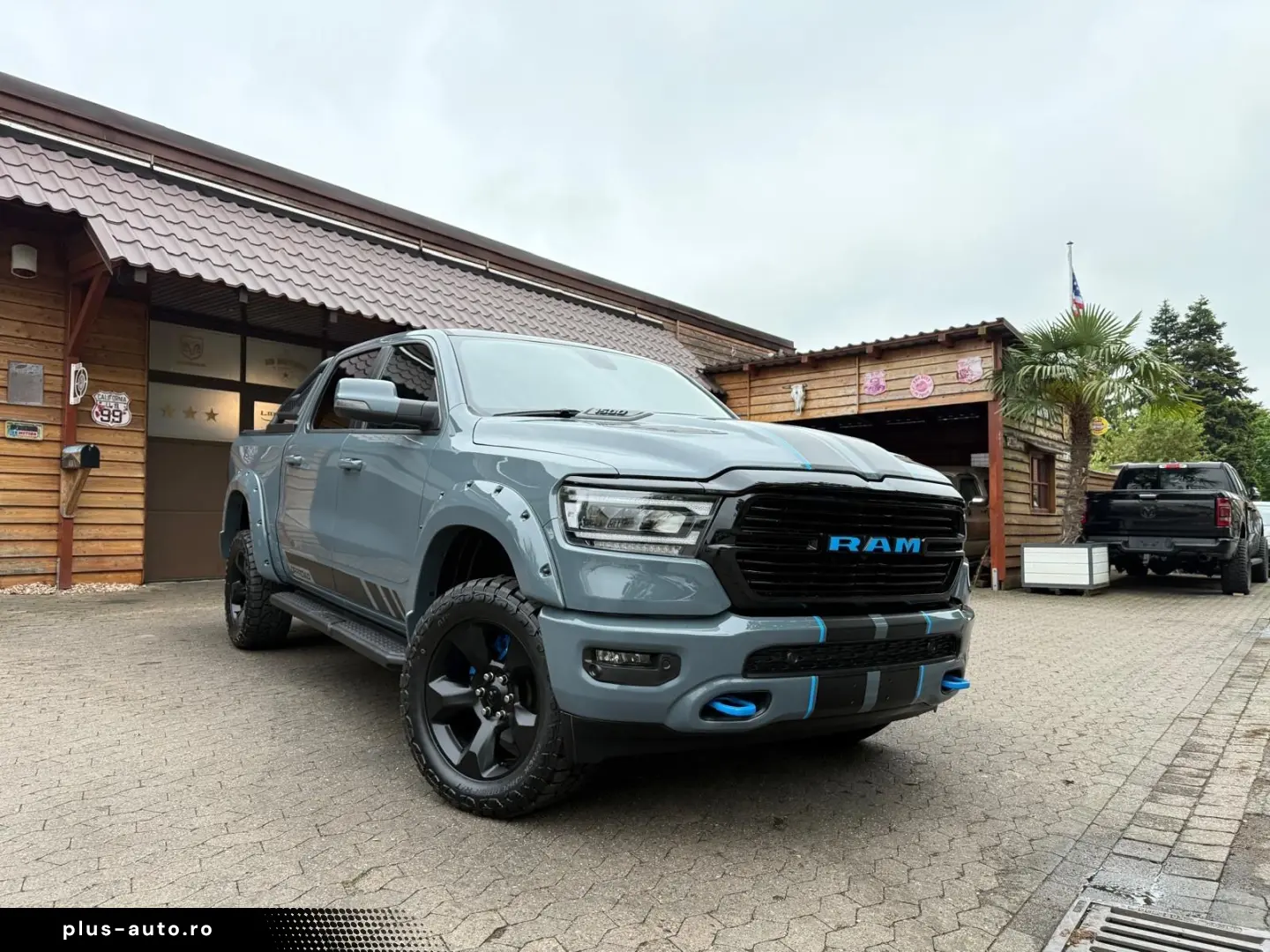 DODGE EU-RAM V8 4X4 PANO 12 RADIO LIFT OFFROAD BÜGEL