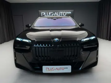 BMW 750e xDrive M Sport Pro  TV  Gran Lusso