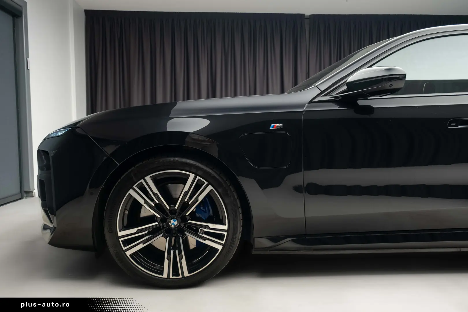 BMW 750e xDrive M Sport Pro  TV  Gran Lusso