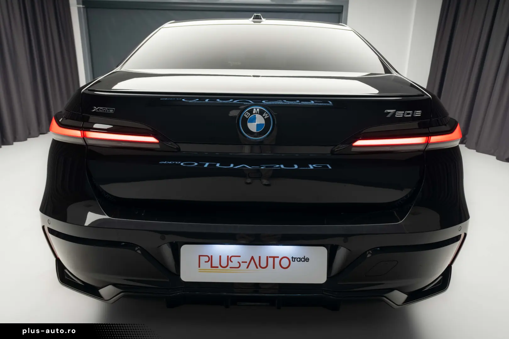 BMW 750e xDrive M Sport Pro  TV  Gran Lusso