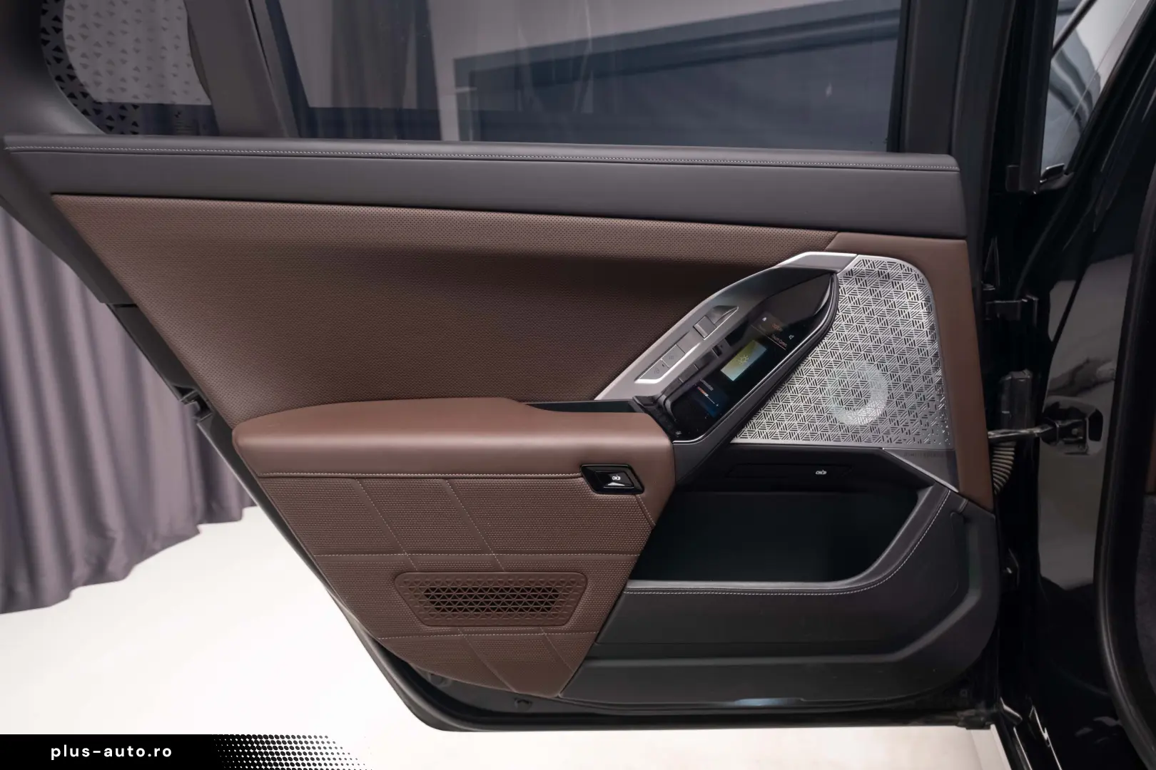 BMW 750e xDrive M Sport Pro  TV  Gran Lusso