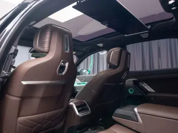 BMW 750e xDrive M Sport Pro  TV  Gran Lusso