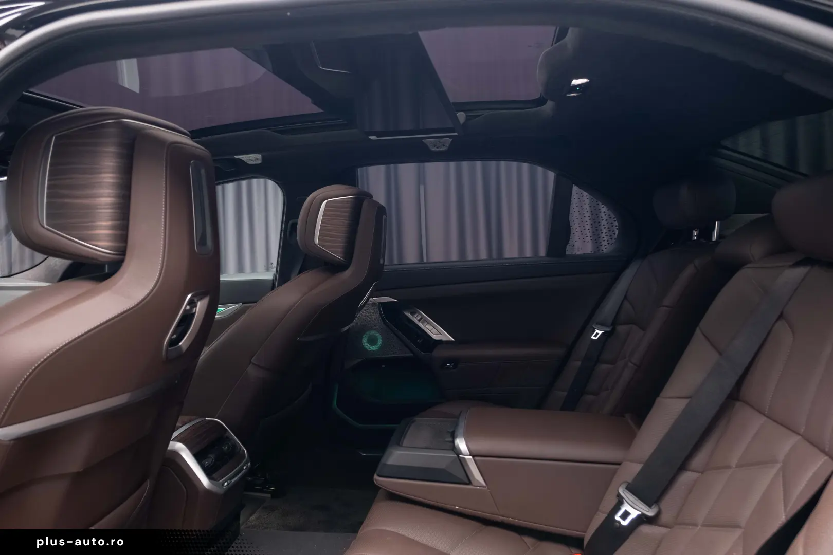 BMW 750e xDrive M Sport Pro  TV  Gran Lusso