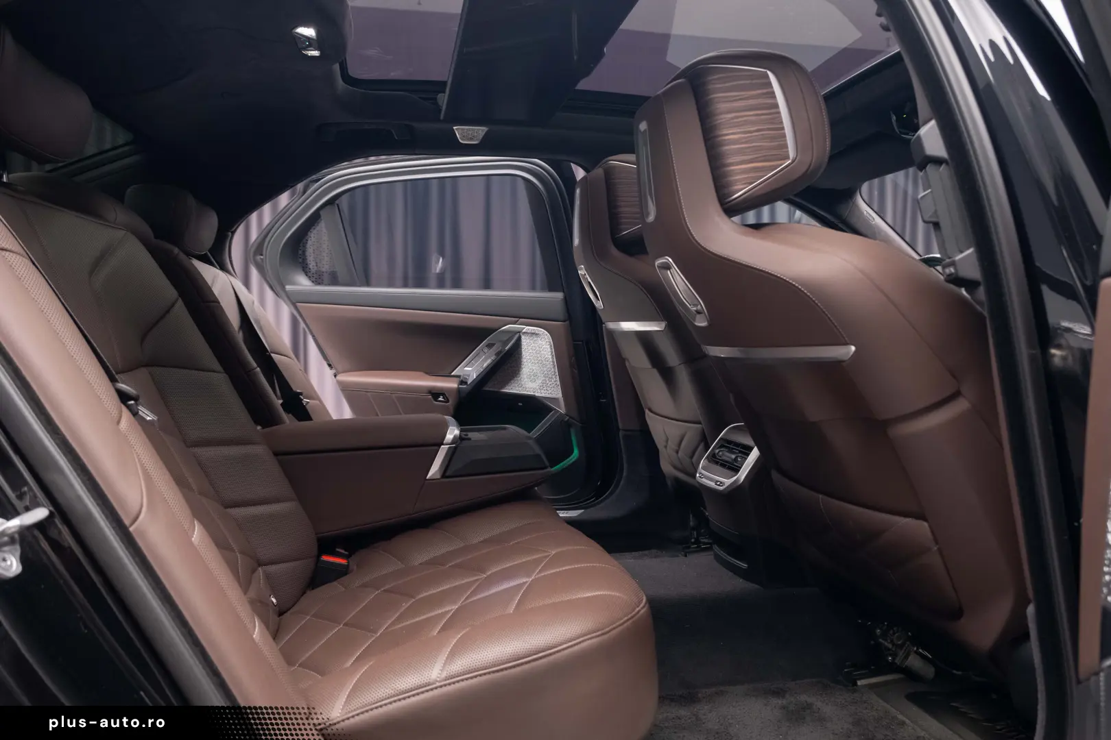 BMW 750e xDrive M Sport Pro  TV  Gran Lusso