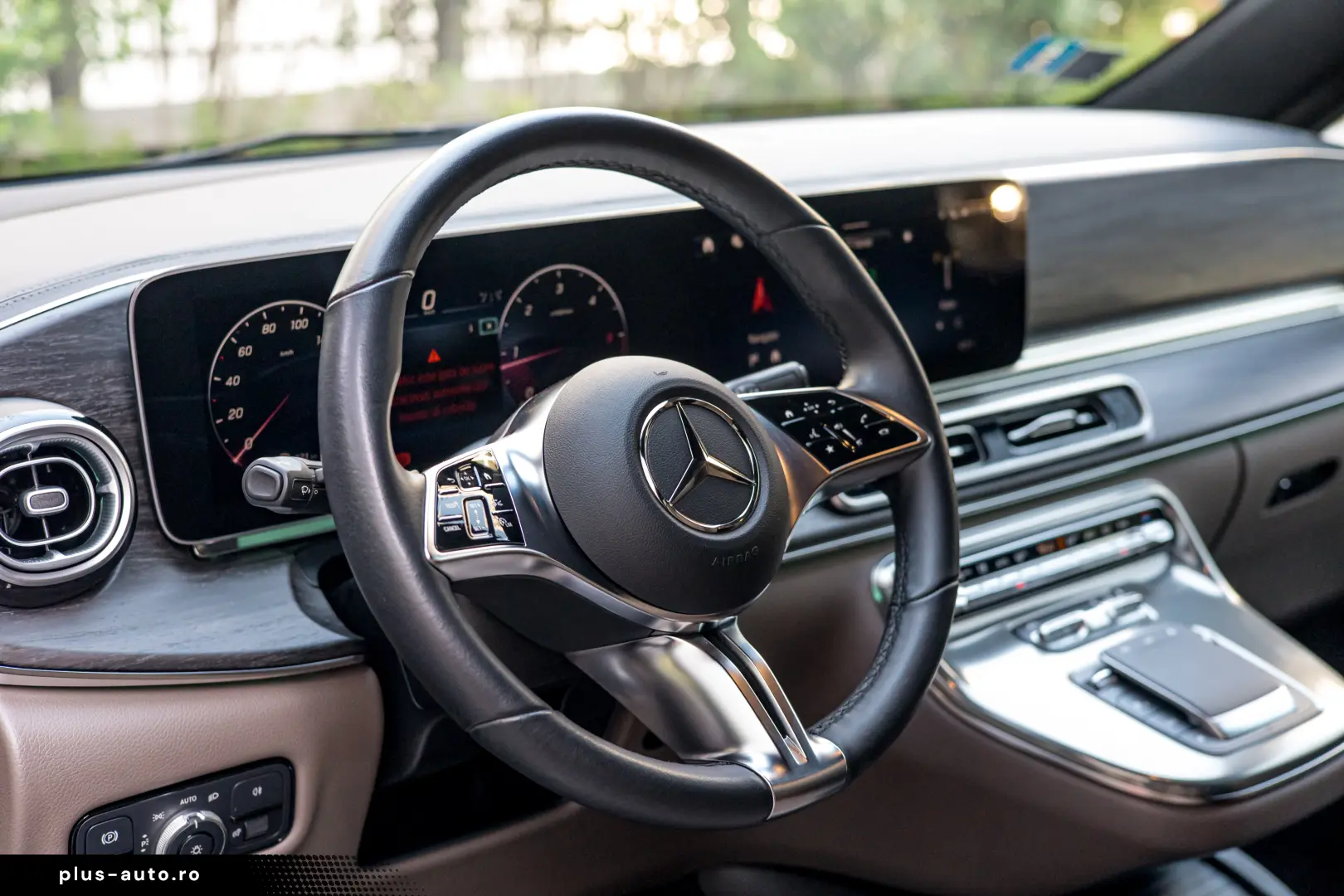 Mercedes Benz V 300 d 4M AMG Line 7 locuri
