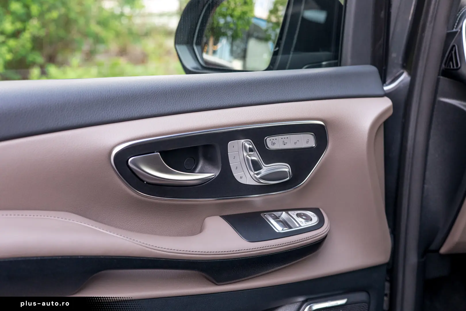 Mercedes Benz V 300 d 4M AMG Line 7 locuri