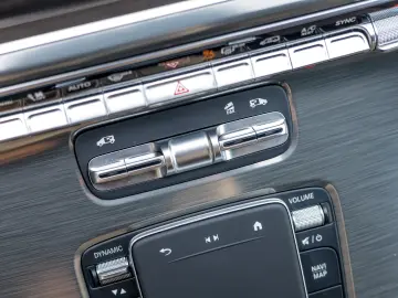 Mercedes Benz V 300 d 4M AMG Line 7 locuri