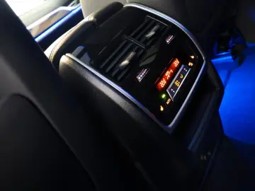 BMW X6 M Competition Sky Lounge Carbon Soft AHK TV
