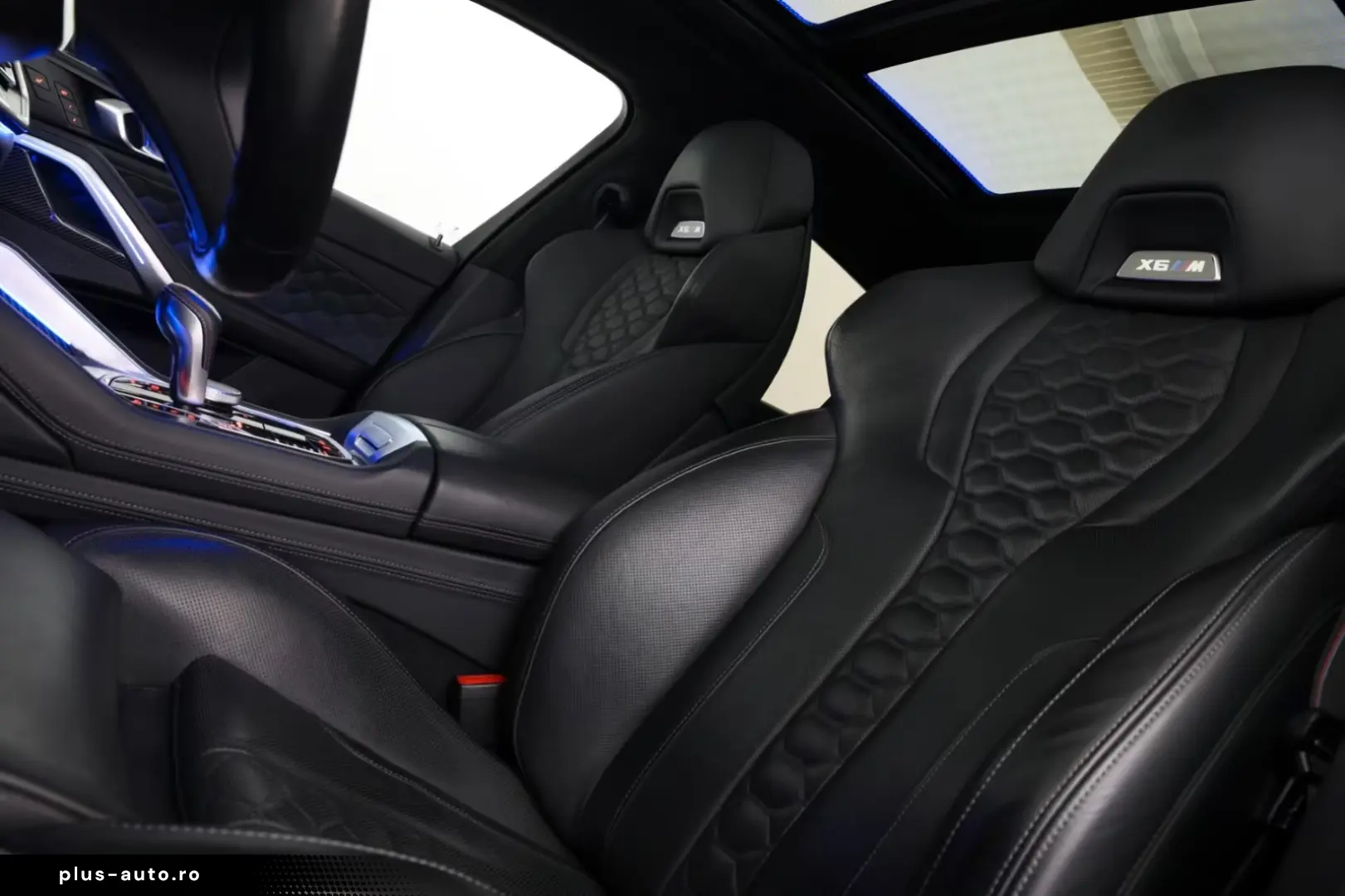 BMW X6 M Competition Sky Lounge Carbon Soft AHK TV