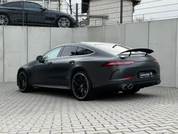 MERCEDES-BENZ AMG GT43
