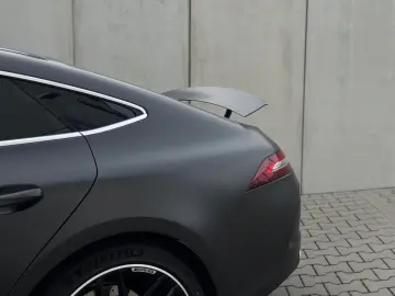 MERCEDES-BENZ AMG GT43