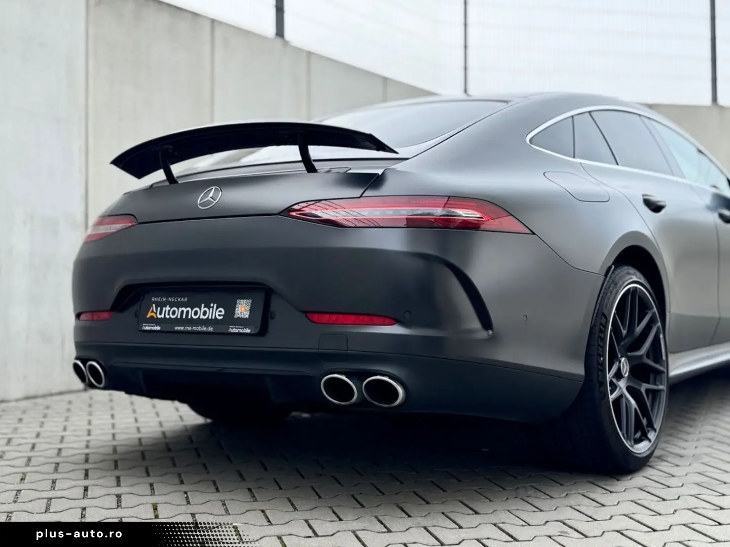 MERCEDES-BENZ AMG GT43