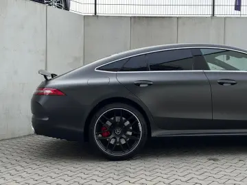 MERCEDES-BENZ AMG GT43