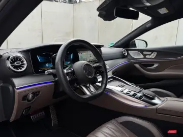 MERCEDES-BENZ AMG GT43