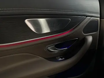 MERCEDES-BENZ AMG GT43