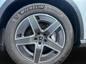 MERCEDES-BENZ GLC 200 4M AMG