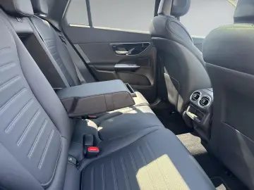 MERCEDES-BENZ GLC 200 4M AMG