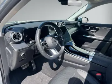 MERCEDES-BENZ GLC 200 4M AMG