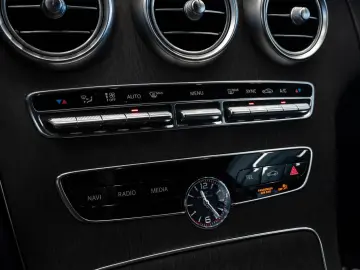 MERCEDES-BENZ C63S Cabrio AMG KERAMIK NIGHT-PAKET BURMESTER