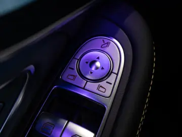 MERCEDES-BENZ C63S Cabrio AMG KERAMIK NIGHT-PAKET BURMESTER
