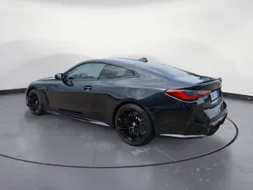 BMW M4 Competition Innovationsp. M Drivers Package