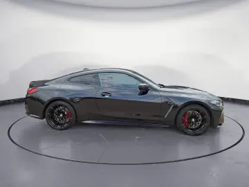 BMW M4 Competition Innovationsp. M Drivers Package